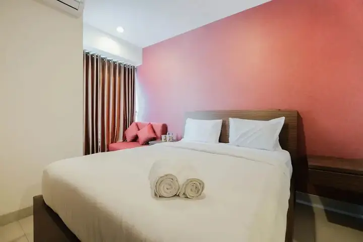 Бекаси: Homey Studio Room at Grand Kamala Lagoon Apartment