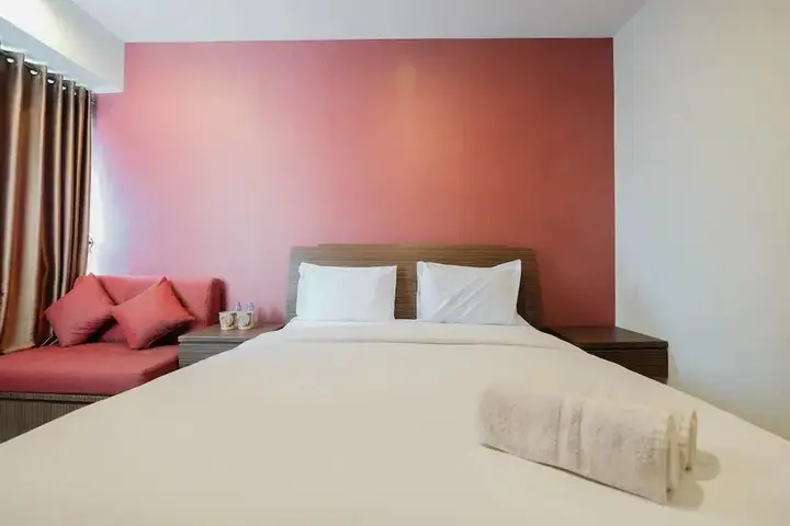 Бекаси: Homey Studio Room at Grand Kamala Lagoon Apartment