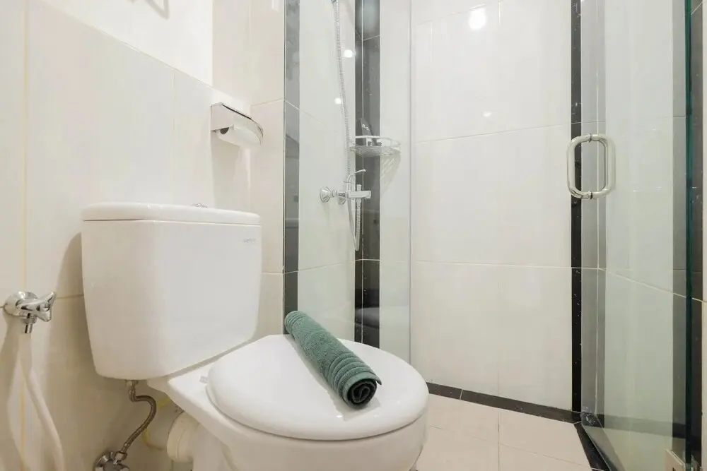 Бекаси: City View Studio Apartment at Grand Kamala Lagoon