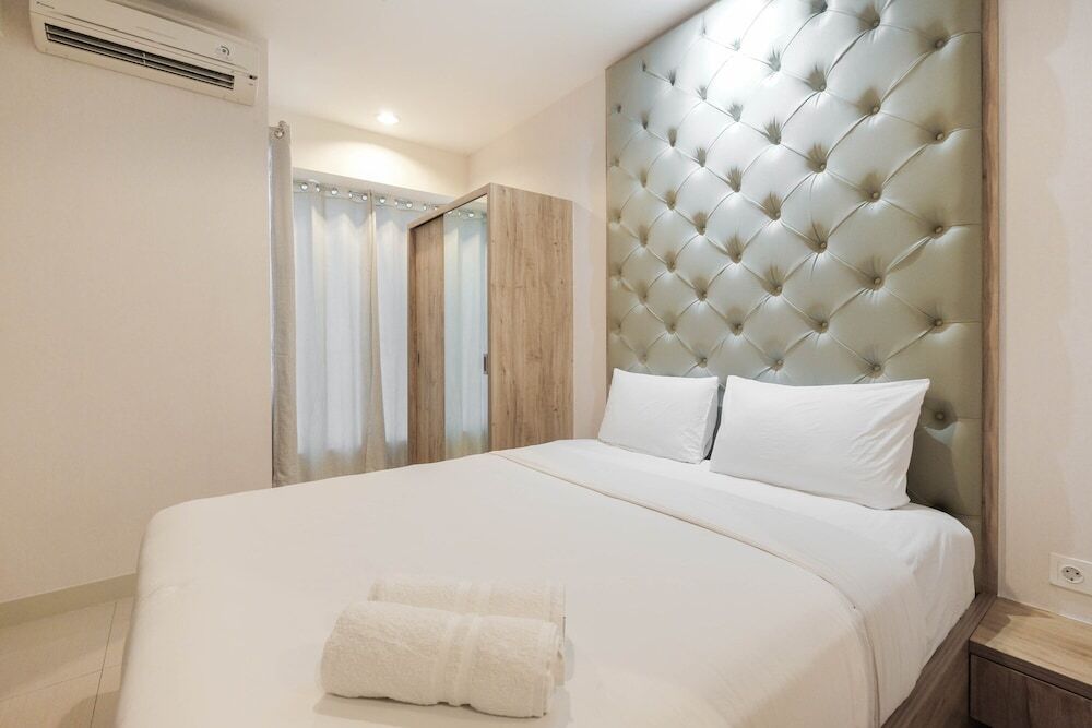 Бекаси: Minimalist and Homey Studio Grand Kamala Lagoon Apartment