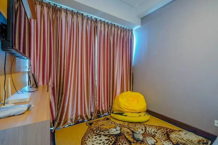Бекаси: Minimalist Studio Apartment at Grand Kamala Lagoon