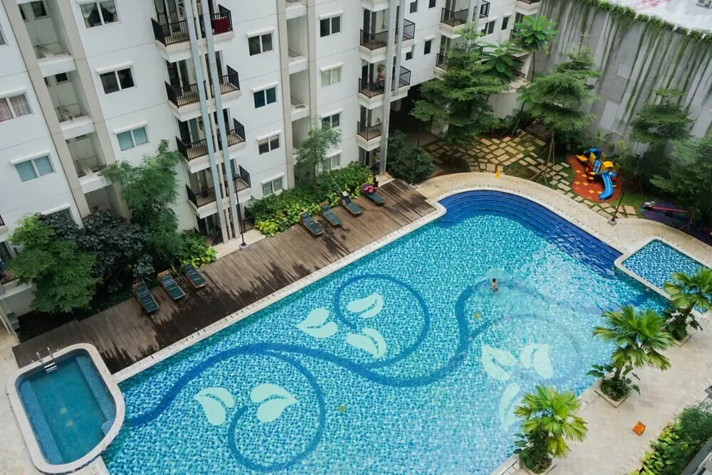 Джакарта: Scenic and Pool View 2BR Signature Park Grande Apartment