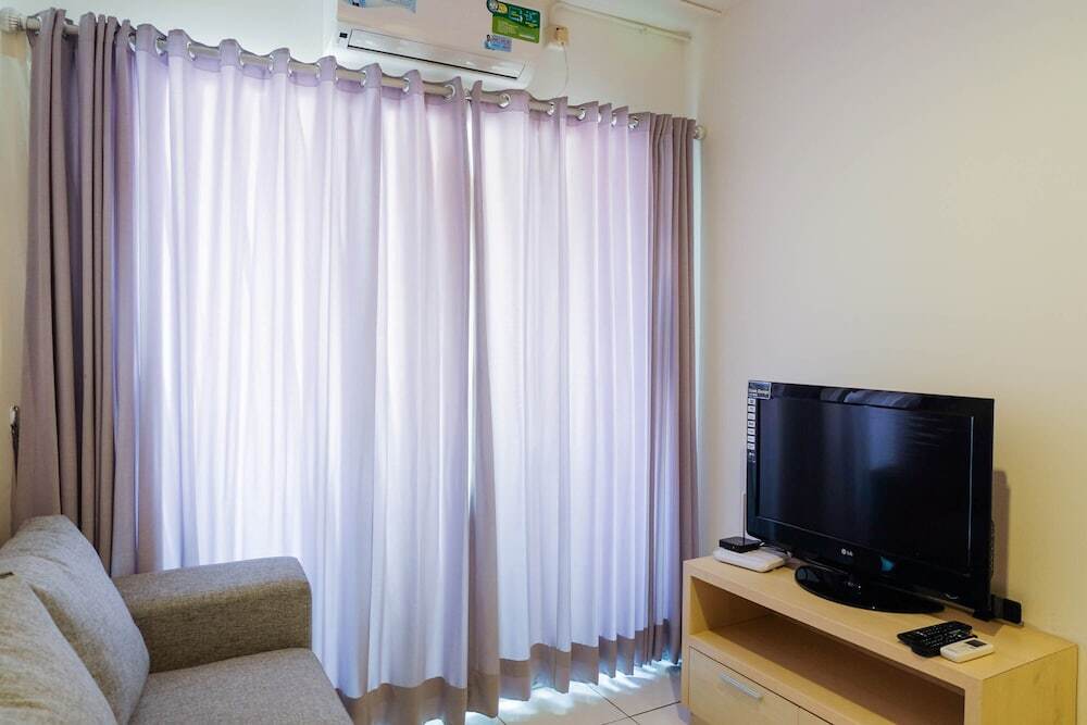 Джакарта: Affordable 2BR at Sentra Timur Apartment