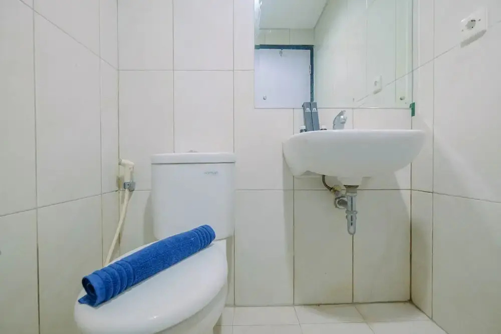 Джакарта: Vintage Studio Apartment at Nifarro Park