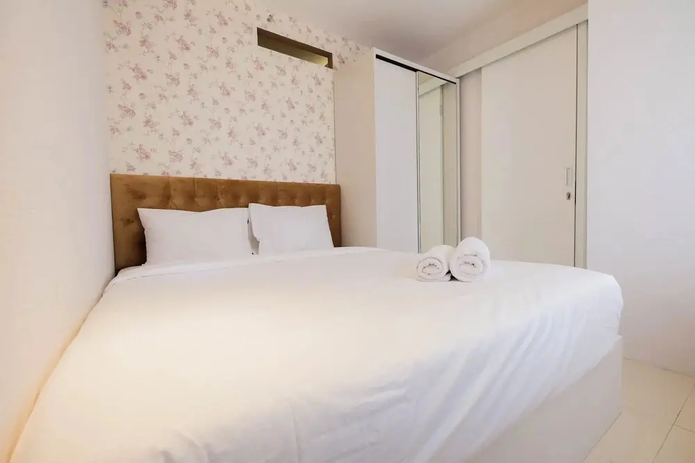 Джакарта: Cozy and Elegant 2BR Bassura Apartment