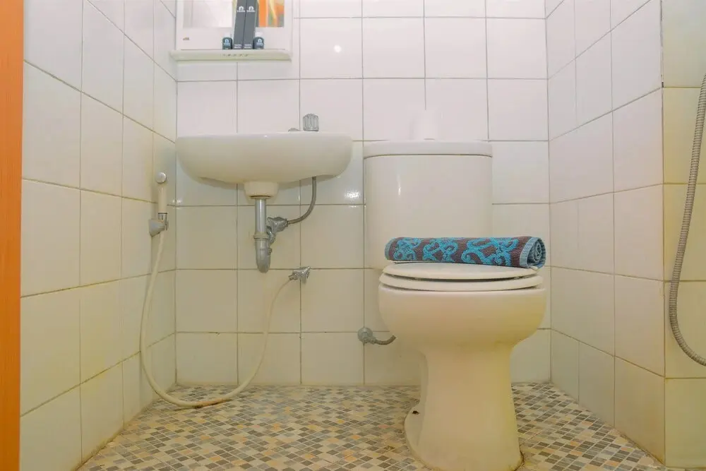 Джакарта: Contemporary Studio Apartment at Kebagusan City