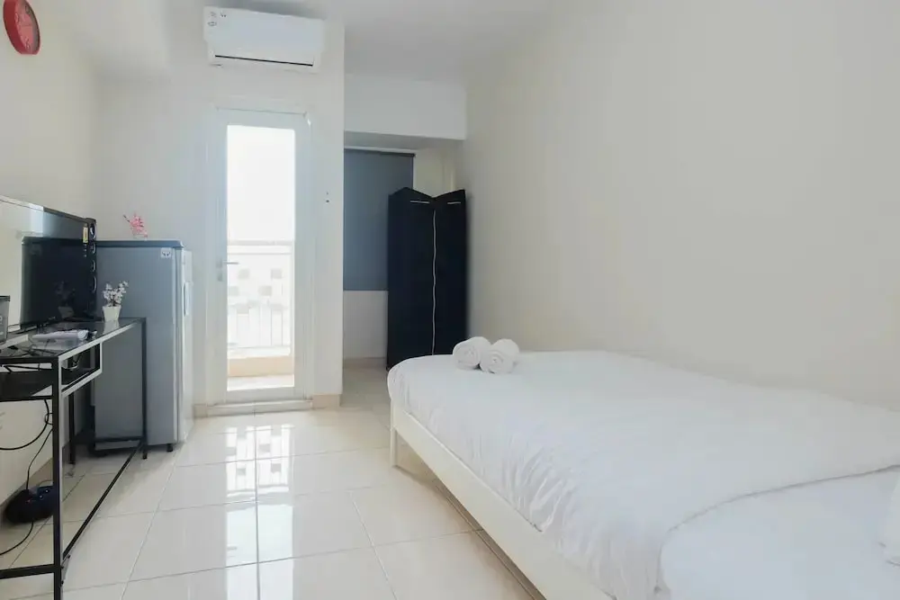 Бекаси: Stylish and Posh Studio Springlake Summarecon Bekasi Apartment