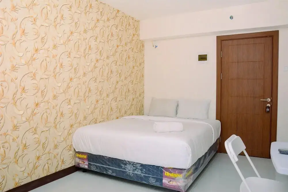 Депок: Minimalist and Convenient Studio Cinere Resort Apartment