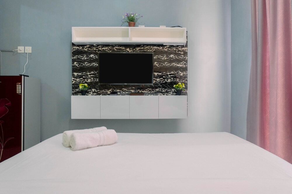 Чикаранг: Best Price Studio Apartment @ Riverview Jababeka