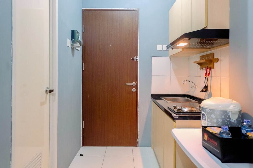 Чикаранг: Best Price Studio Apartment @ Riverview Jababeka