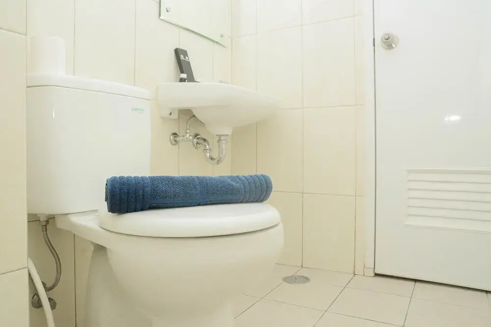 Бекаси: Comfy 2BR Apartment @ Springlake Summarecon