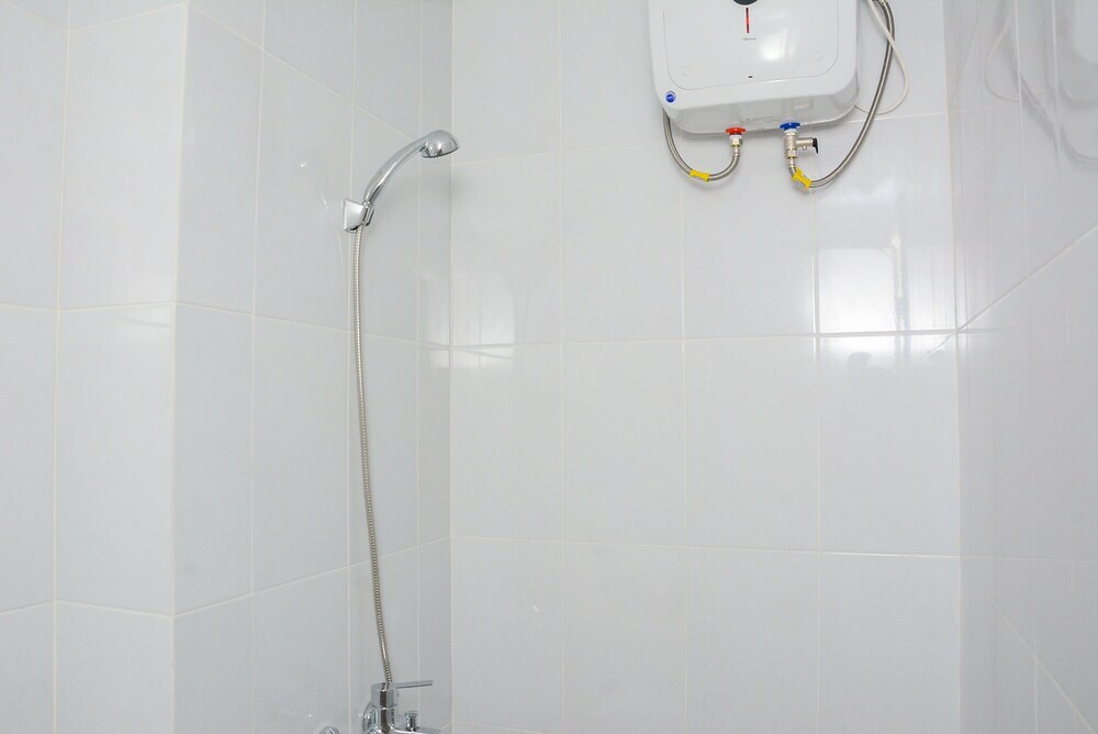 Бекаси: Best Price Studio Apartment @ Patraland Urbano