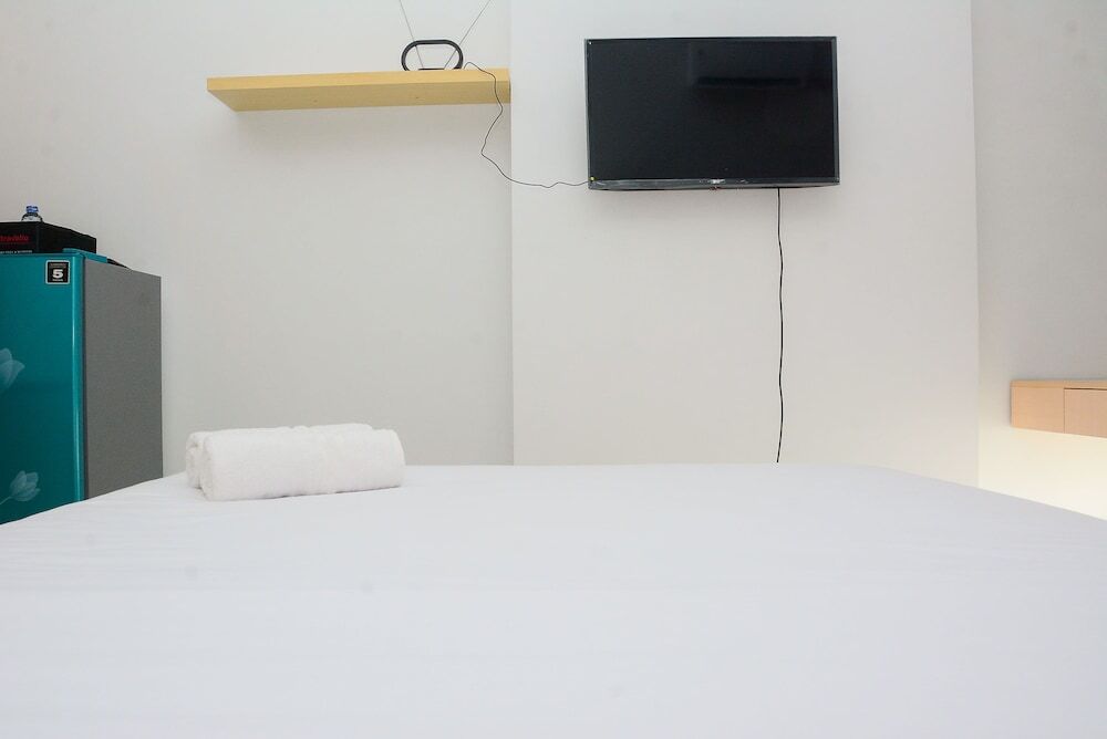 Бекаси: Best Price Studio Apartment @ Patraland Urbano