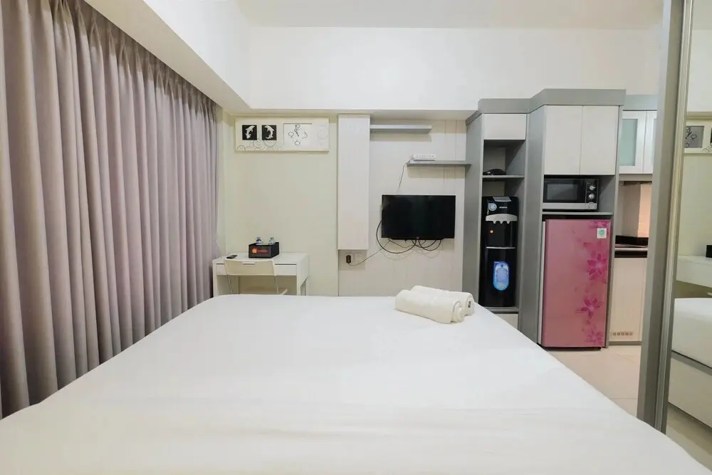 Бекаси: Elegant Studio Room at Springlake Summarecon Apartment