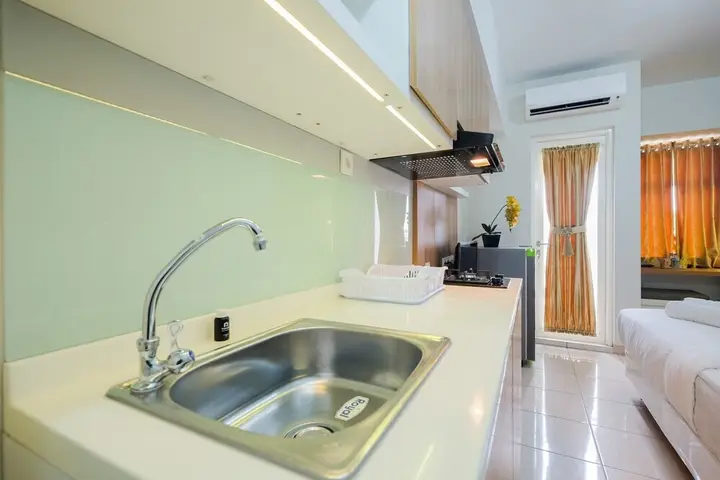 Бекаси: Functional Studio Apartment at The Springlake Summarecon