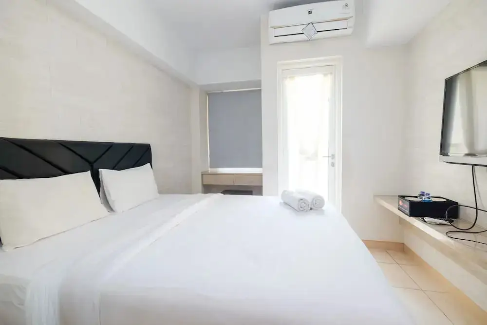 Бекаси: Deluxe Studio Apartment @ Springlake Summarecon