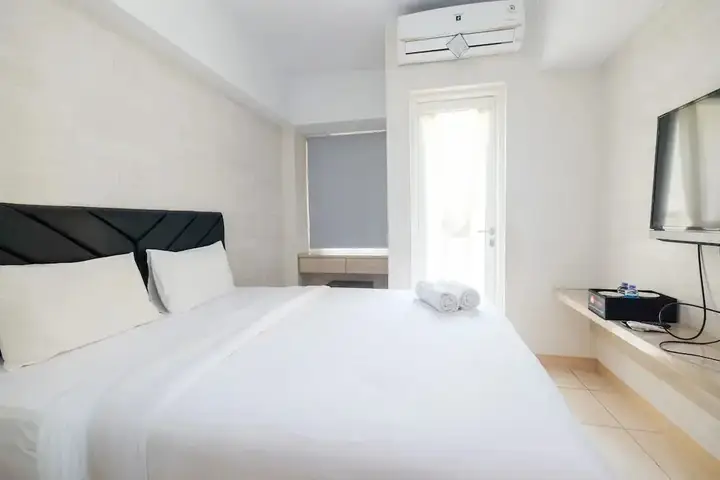 Бекаси: Deluxe Studio Apartment @ Springlake Summarecon
