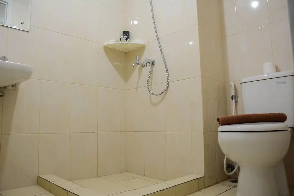 Бекаси: Comfortable Studio Apartment at Springlake Summarecon