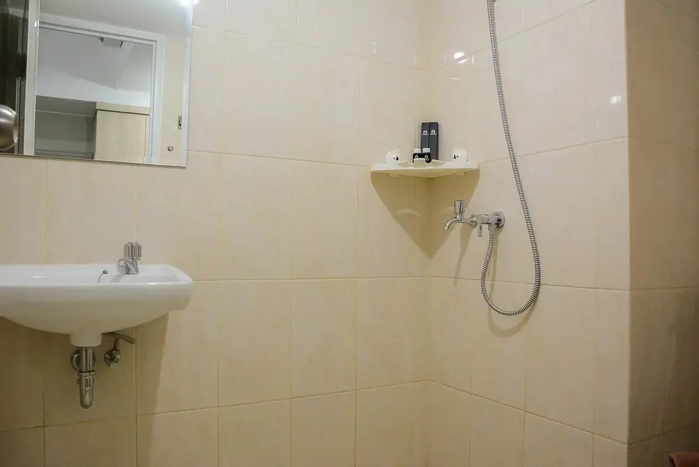 Бекаси: Comfortable Studio Apartment at Springlake Summarecon