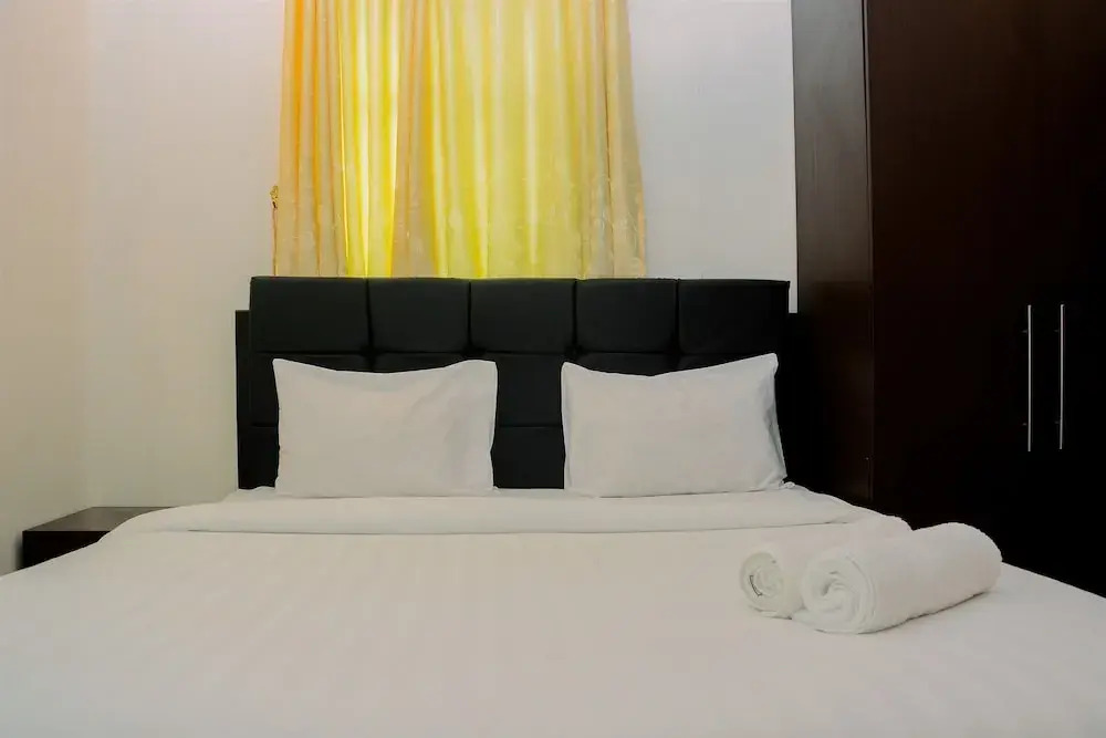 Джакарта: Modern 2BR at The Belleza Apartment