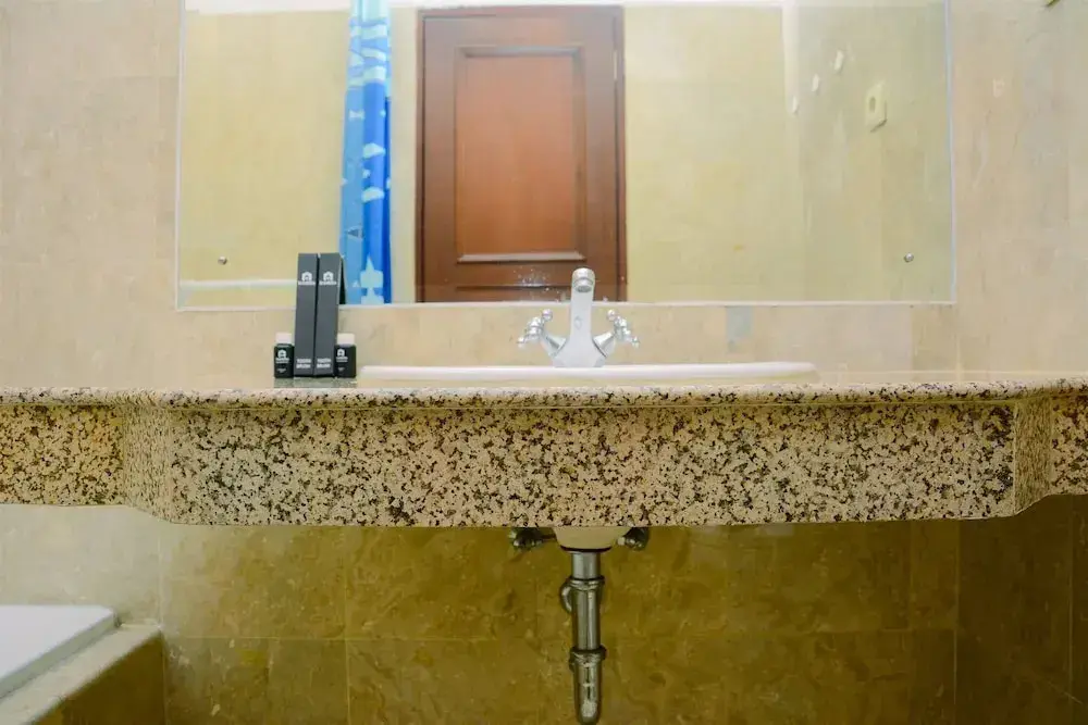 Джакарта: Modern 2BR at The Belleza Apartment