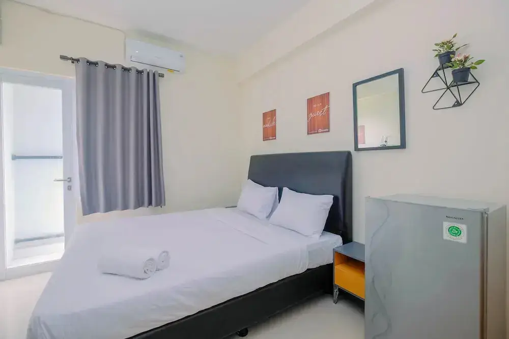 Богор: Minimalist Studio Apartment at Bogorienze Resort By Travelio