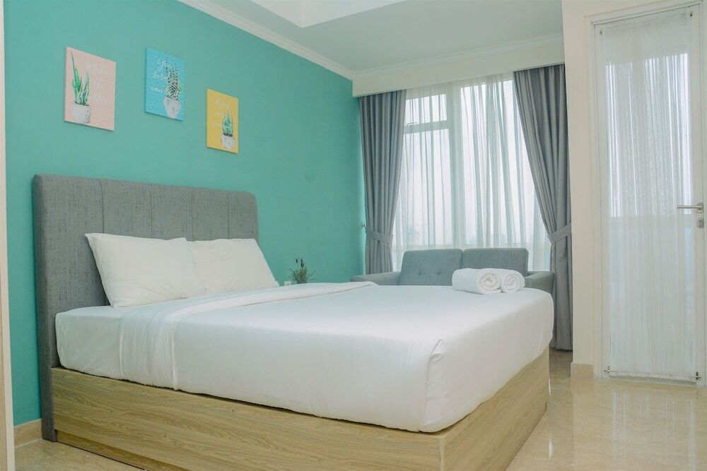Джакарта: Fully Furnished and Comfortable Design Studio Menteng Park Apartment By Travelio
