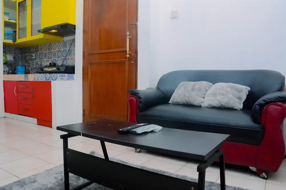 Джакарта: Comfortable 2BR Apartment at Mediterania Gajah Mada By Travelio