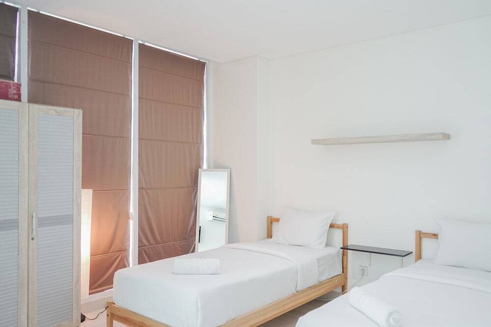 Южный Тангеранг: Chic Brooklyn Alam Sutera Studio Apartment By Travelio