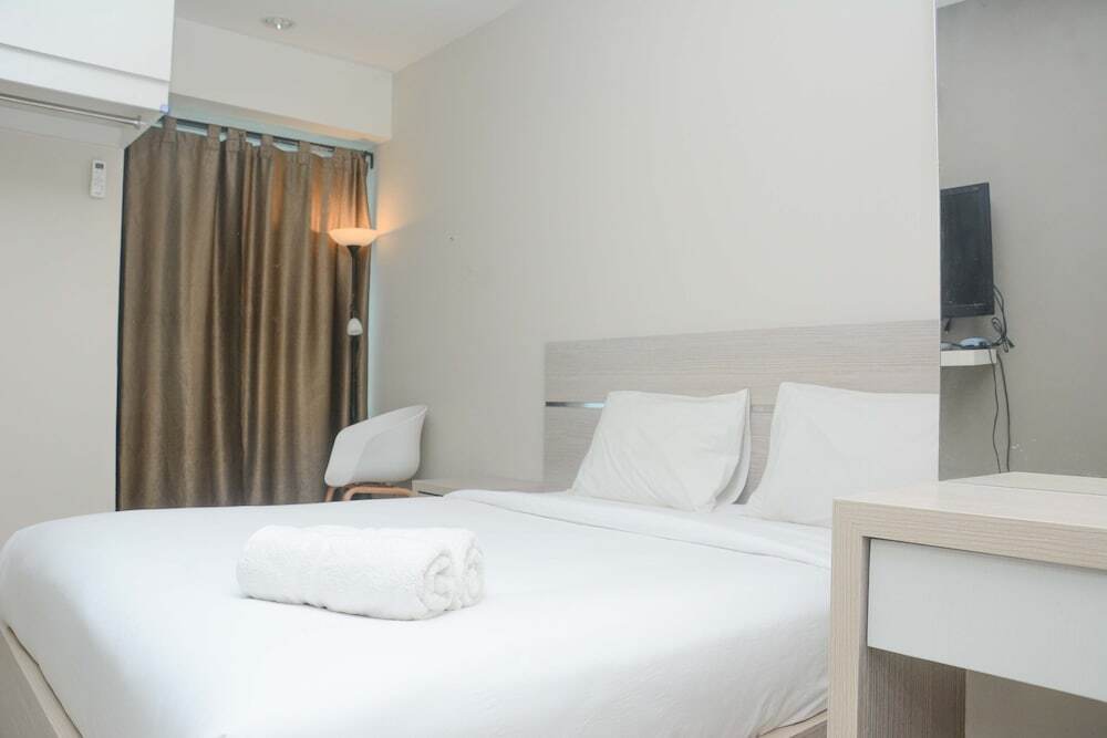 Бекаси: Premium and Comfy Studio Apartment @ Grand Kamala Lagoon By Travelio