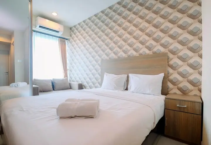 Бекаси: Modern and Posh Studio Apartment @ Grand Kamala Lagoon By Travelio