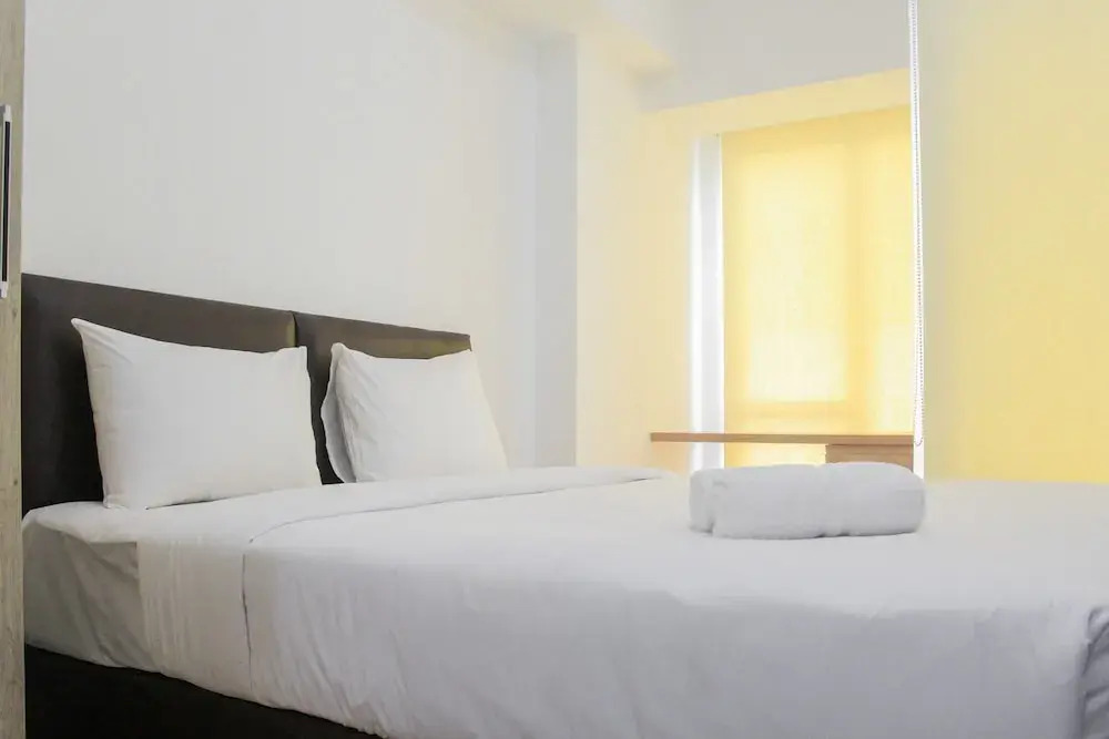 Legok: New Furnished Studio Apartment at M-Town Residence By Travelio