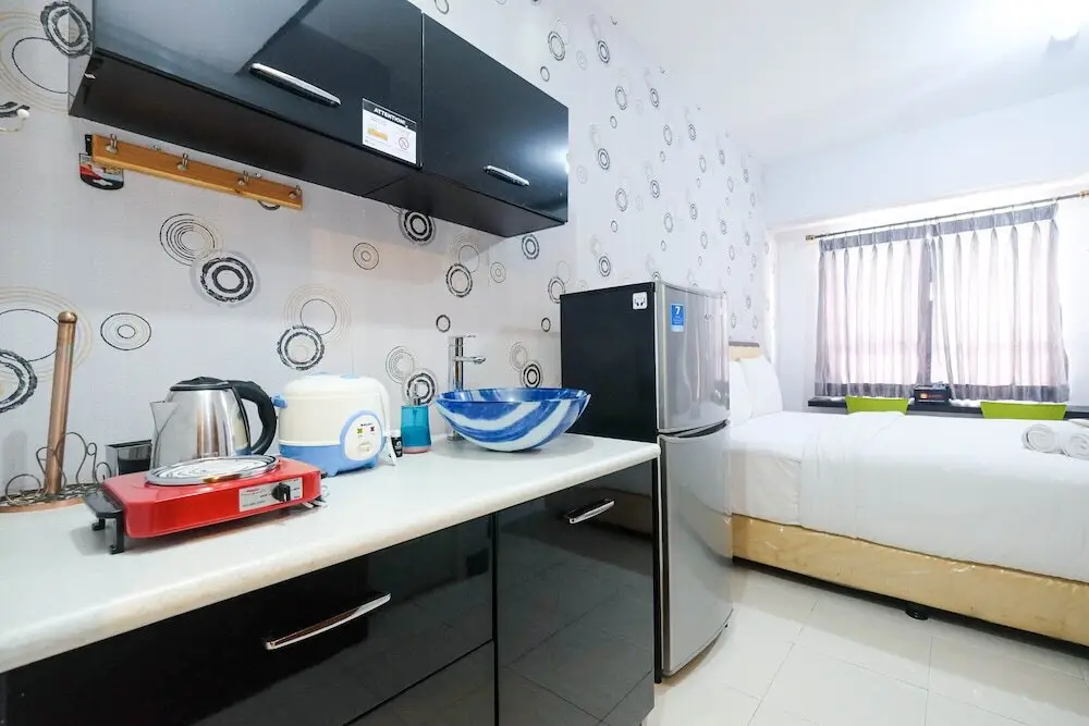 Депок: Contemporary Studio Apartment at Taman Melati Margonda By Travelio