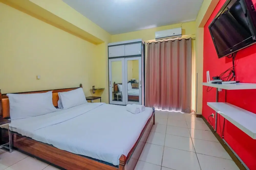 Богор: Homey Studio Apartment with Pool View at Bogor Valley By Travelio