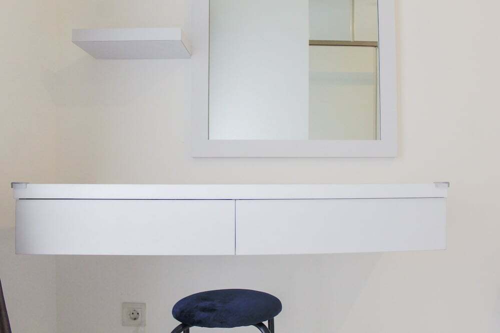 Legok: Minimalist 2BR Apartment near Mall at M-Town Residence By Travelio