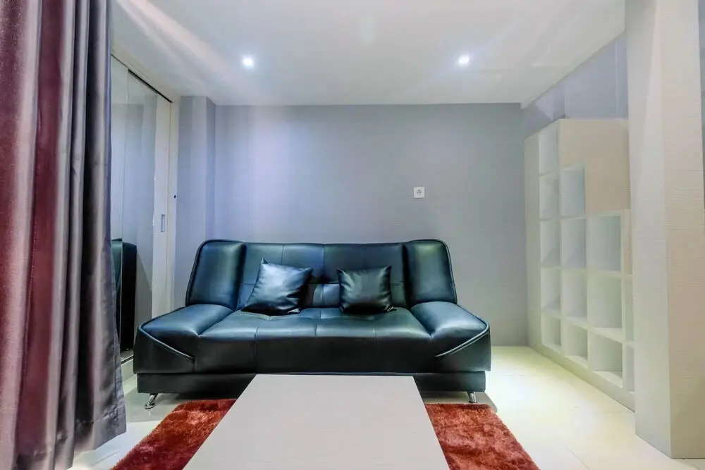 Депок: Minimalist and Stylish Studio Dave Apartment By Travelio