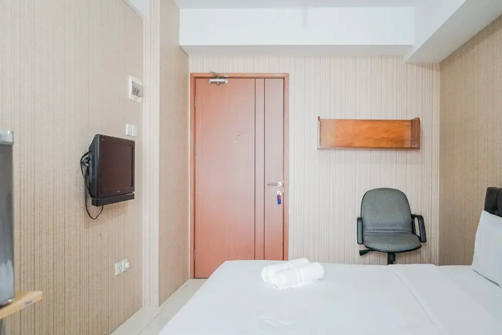 Южный Тангеранг: Stylish and Posh Studio Green Lake View Apartment By Travelio