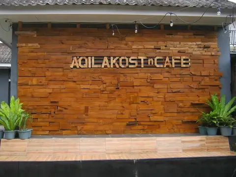 AQILAKOST n CAFE Gadog Puncak — фото 1