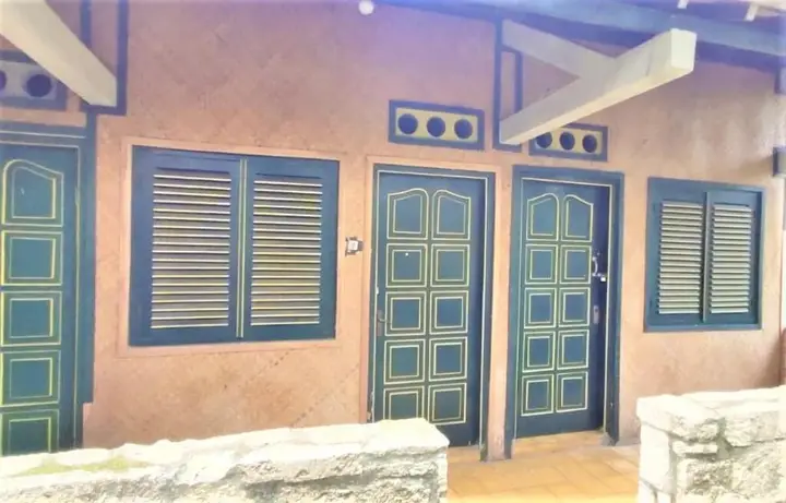 Батуретно: Pondok Krebet Syariah