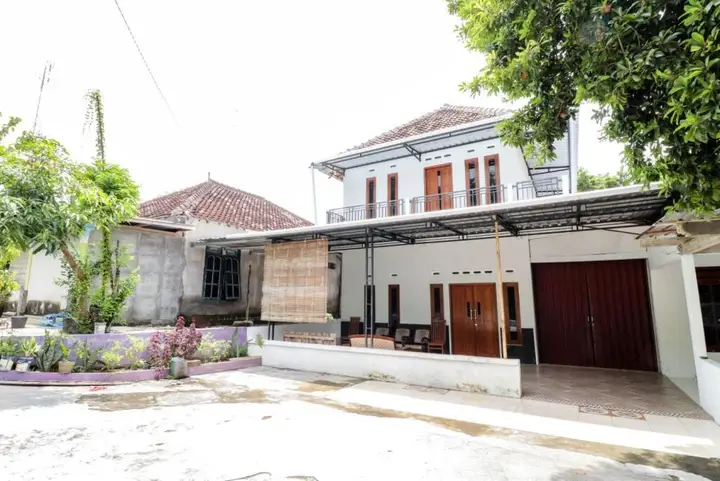 Батуретно: Homestay Hasta Aji Syariah