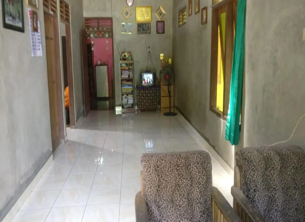 Батуретно: Argosari Homestay Syariah