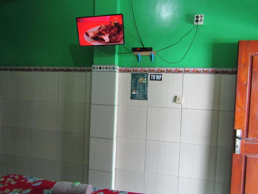 Парангтритис: Losmen Kinasih Puncak & Gazebo Pandang