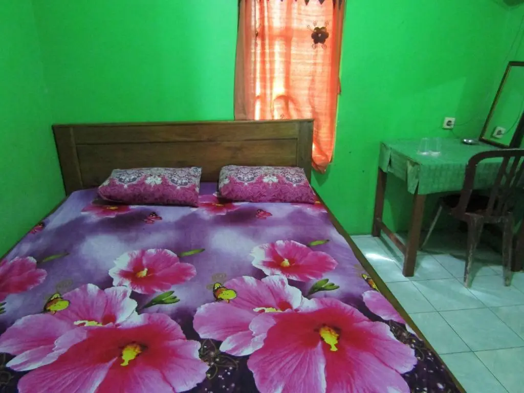 Парангтритис: Losmen Kinasih Puncak & Gazebo Pandang