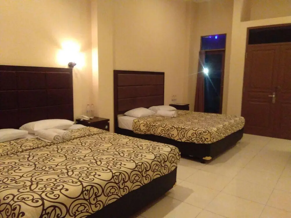 Джокьякарта: D'Talent Hotel