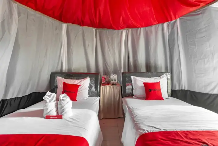 Бату: RedDoorz @ Apache Camp