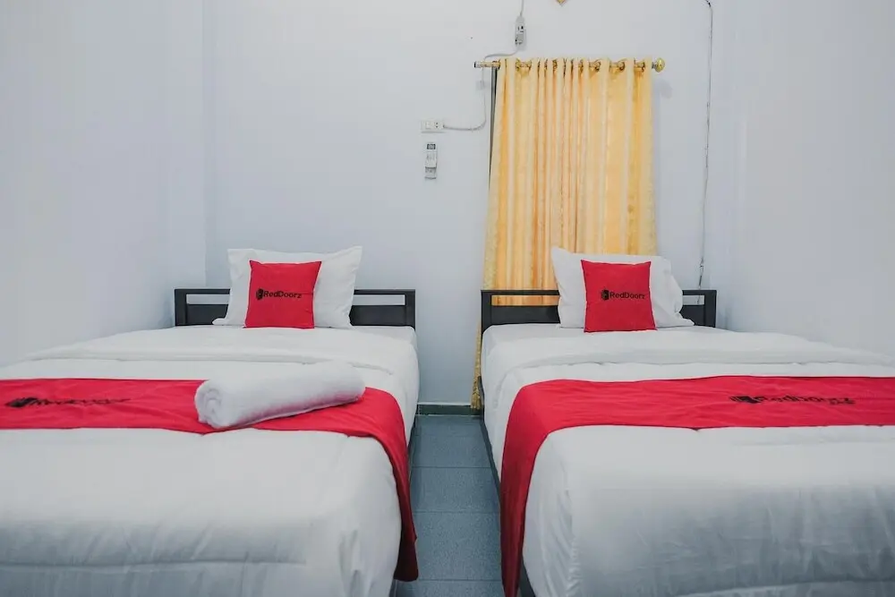Кепахианг: RedDoorz Syariah near Tugu Kopi Kepahiang