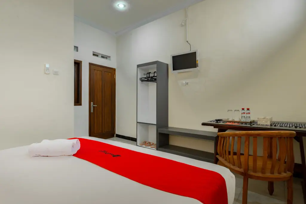 Маланг: RedDoorz Plus near Balai Kota Batu 2