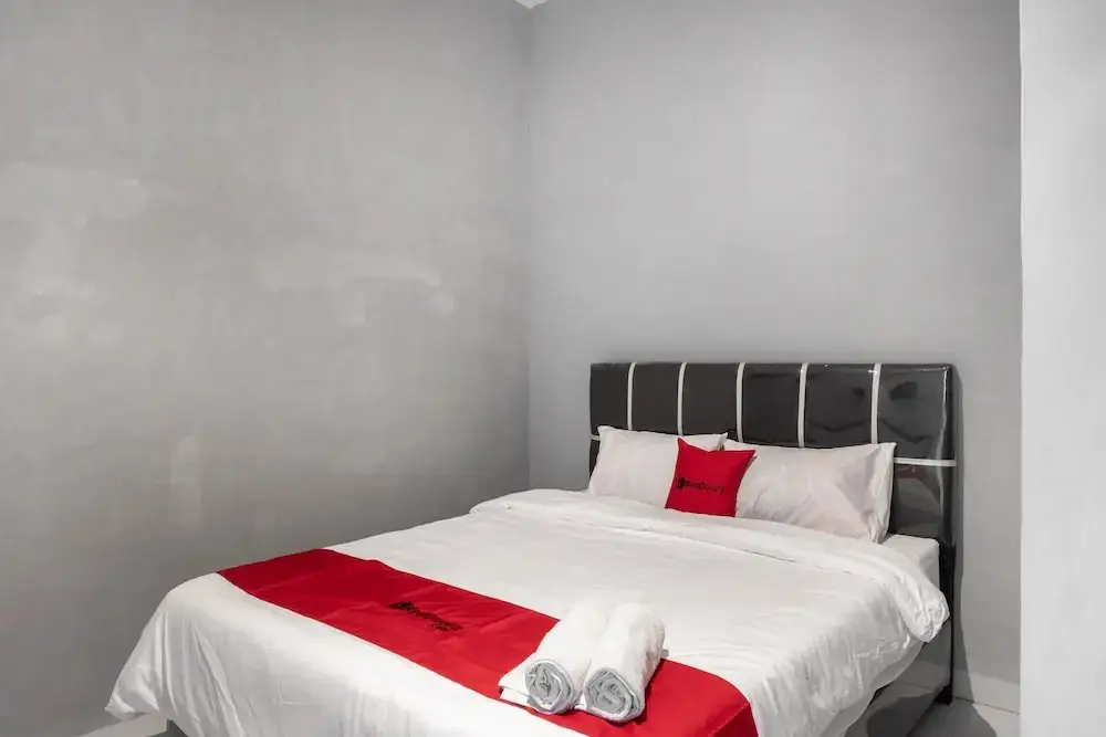 Медан: RedDoorz near Manhattan Square Medan