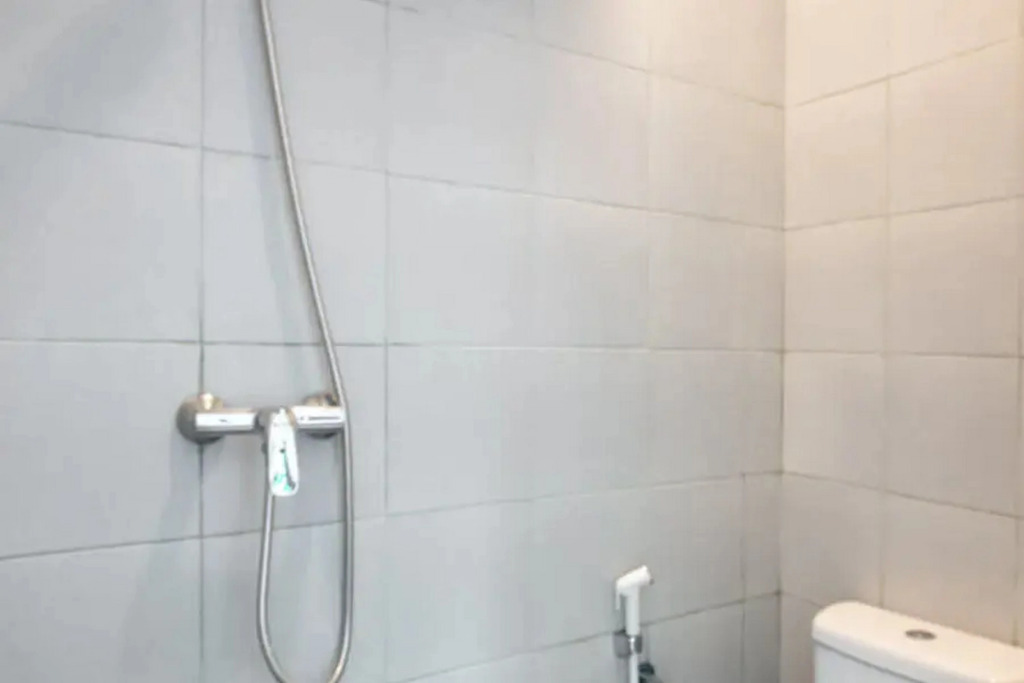 Сурабая: RedDoorz near Kaza Mall Surabaya