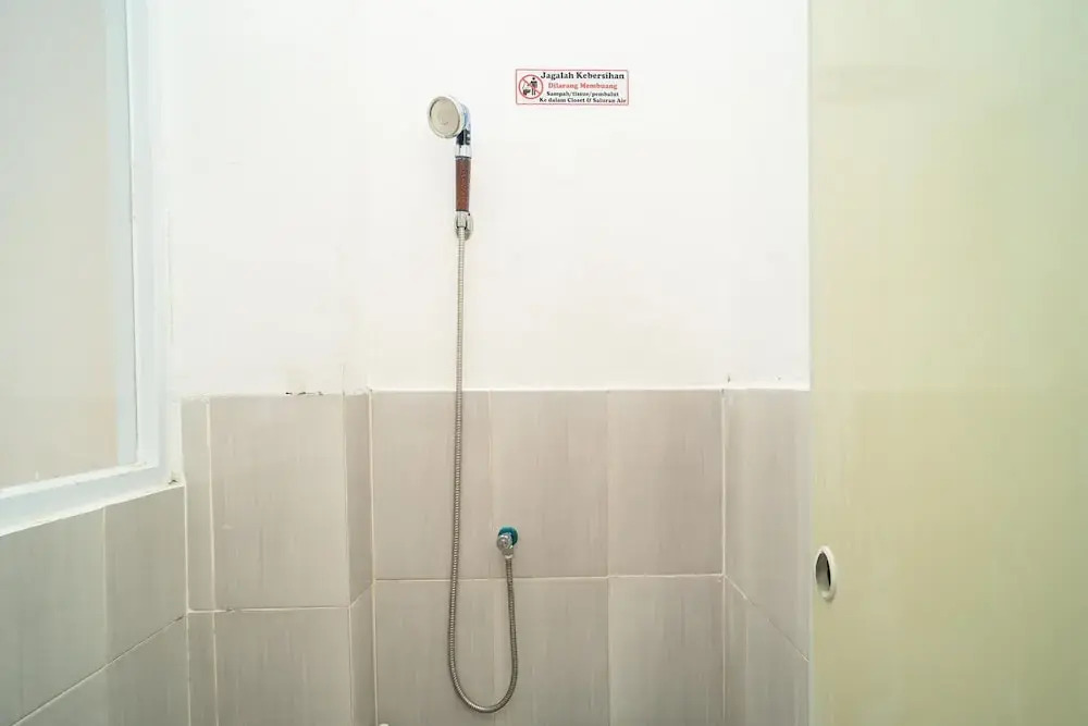 Джакарта: Koolkost near Universitas Pancasila